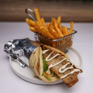 Gyro Sandwich W Fries